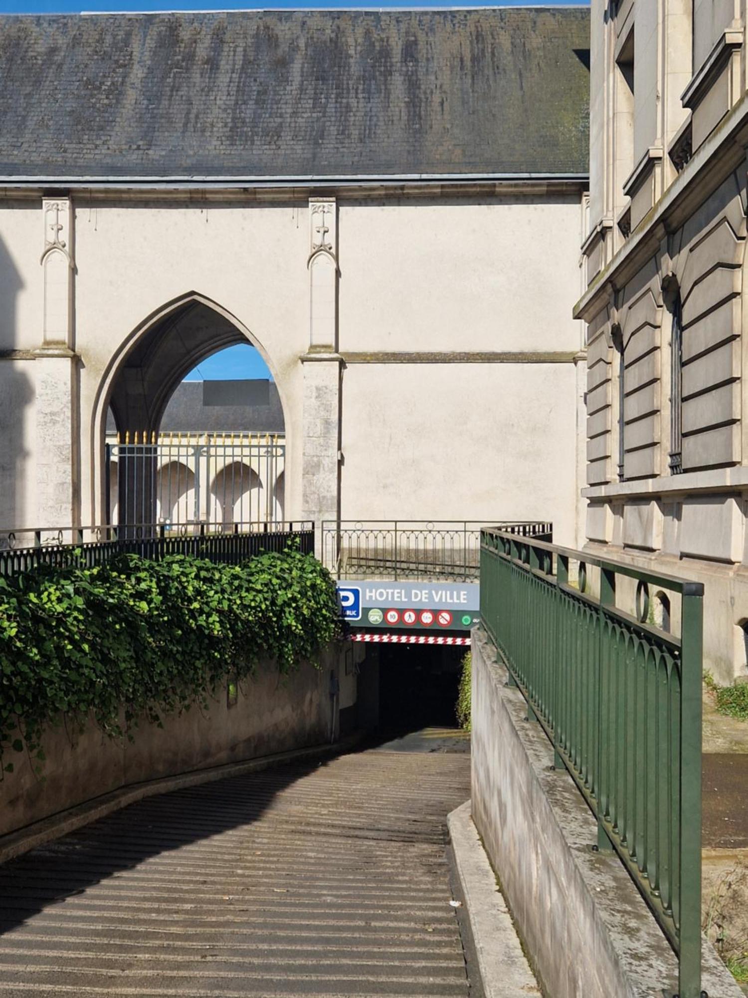 Bnb L'Orleanais Hyper Centre D'Orleans Proche Gare Parking Exterior foto